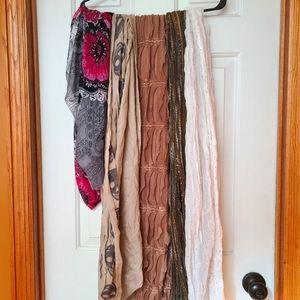 Lot of 5 Scarves